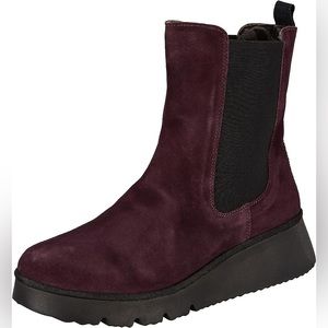 🔥❤️🔥FLY LONDON wine/burgundy chelsea suede boots with wedge sole🔥❤️🔥